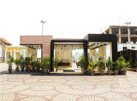 DOWN TOWN KIOSK by Mados Construction